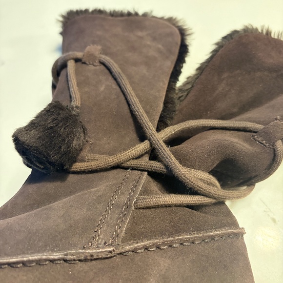 Steve‎ Madden P-Pop Boots Moccasins Suede Faux Fur Tie Pompoms Mid-Calf Brown 9 - Picture 1 of 9